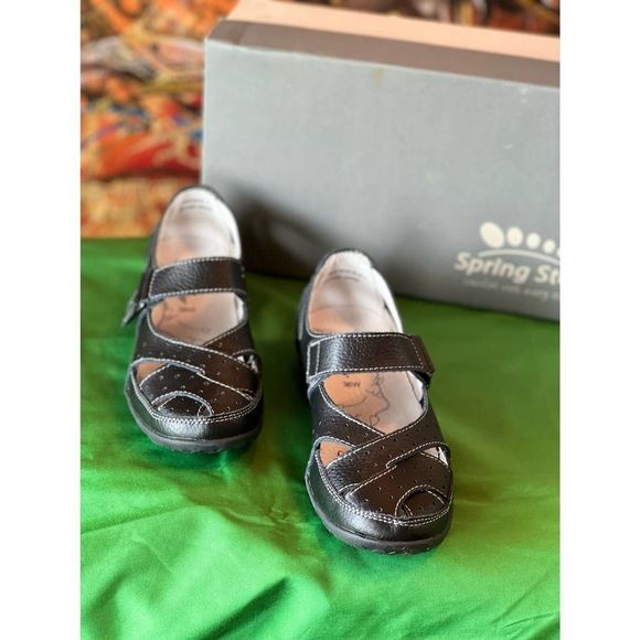 Spring Step Shoes - Spring step streetwise Black leather Mary Jane shoes size 6 W